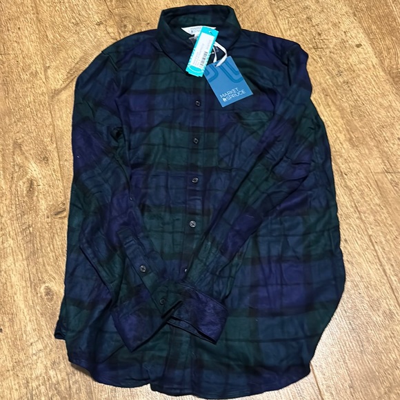 Market and Spruce Amelia Cozy Flannel Plaid Top - Picture 2 of 6